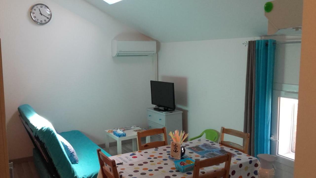 L'Oiseau Bleu Apartment Salin-de-Giraud Ngoại thất bức ảnh